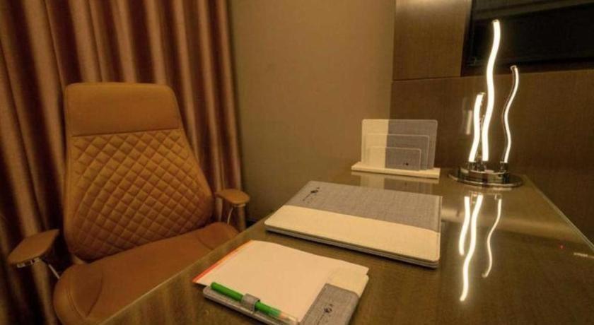 Hotel Castle Salam Khulna Bagian luar foto