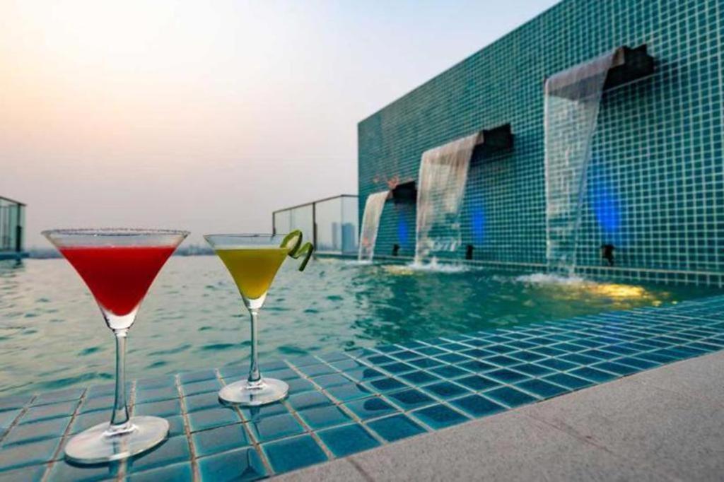 Hotel Castle Salam Khulna Bagian luar foto